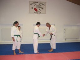 Erwachsene April 2012